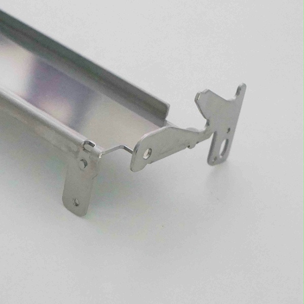 不锈钢五金冲压件尾部细节 不锈钢五金冲压件尾部细节