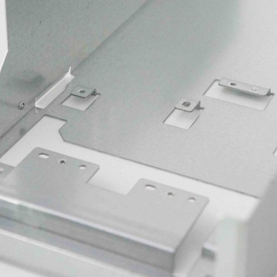 镀锌板五金冲压件折弯加工