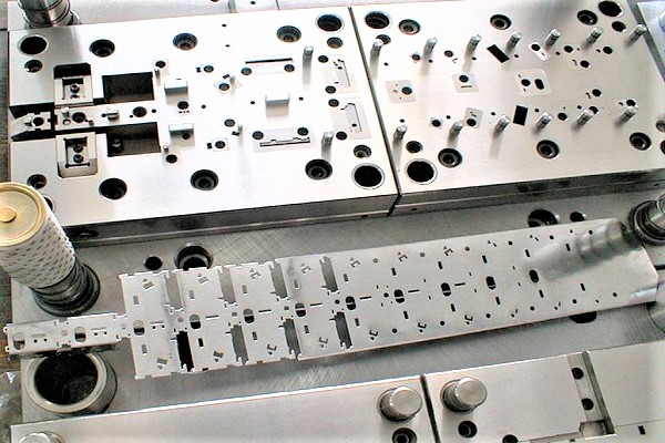 五金冲压模具案例 五金冲压模具案例