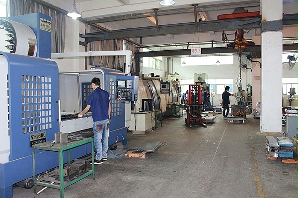 深圳五金冲压模具制造工厂 深圳五金冲压模具制造工厂