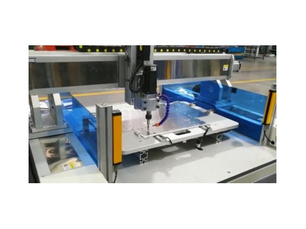 诚瑞丰科技研发制造的钣金加工沉孔机(倒角机)运行状态视频 诚瑞丰科技研发制造的钣金加工沉孔机(倒角机)运行状态视频