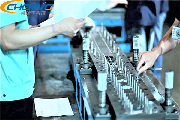 五金模具冲压厂 五金模具冲压厂