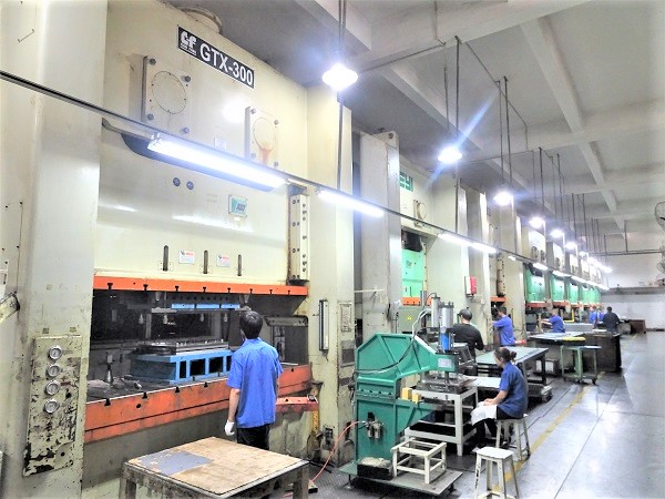 精密五金冲压加工8 精密五金冲压加工8