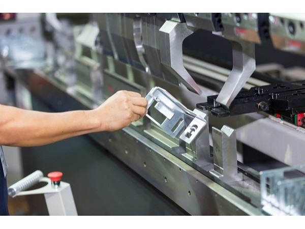 湛江钣金加工厂家的模具设计及汽车件报价 湛江钣金加工厂家的模具设计及汽车件报价